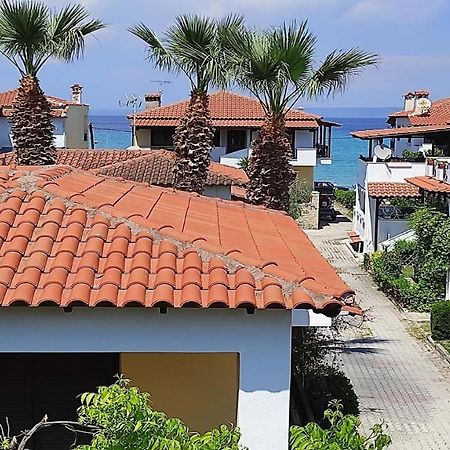 Beach Front Apartment In Pefkochori Luaran gambar