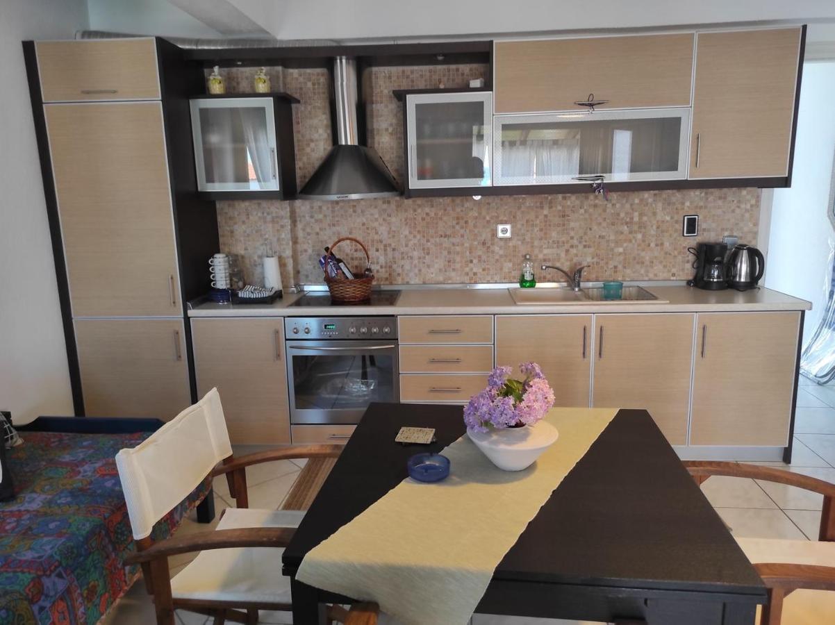 Beach Front Apartment In Pefkochori Luaran gambar